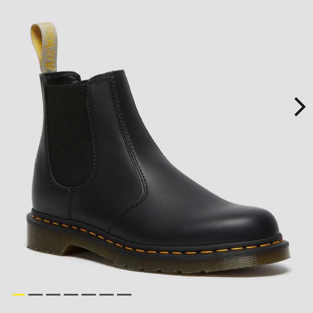 Vegan 2976 Felix Chelsea Boots size 8 US L